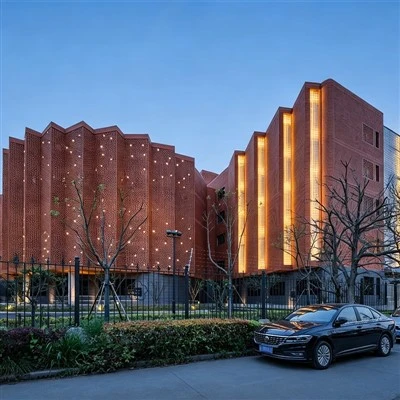 Endurnýjunarkerfi fyrir framhlið terracotta flísar